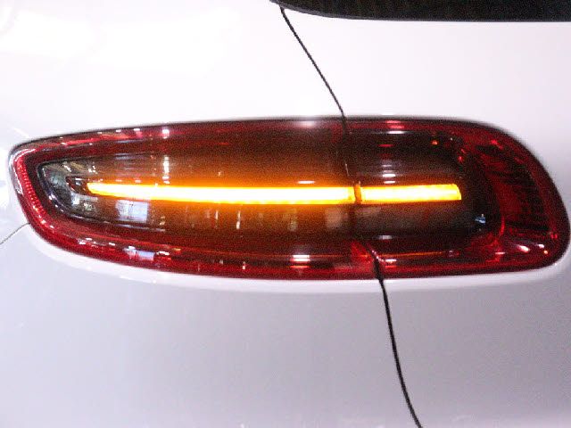 PORSCHE PORSCHE Macan 2017