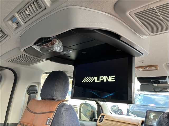 TOYOTA HIACE van 2WD 2025