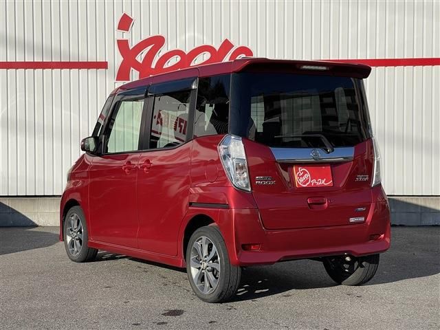 NISSAN DAYZ ROOX 2015