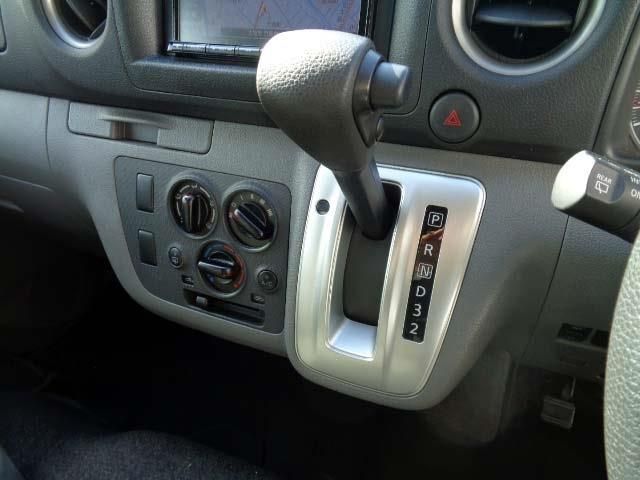 NISSAN NV350 CARAVAN 2018