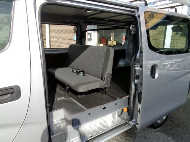 NISSAN NV350 CARAVAN 2018