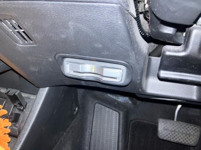 HONDA VEZEL HYBRID 2015