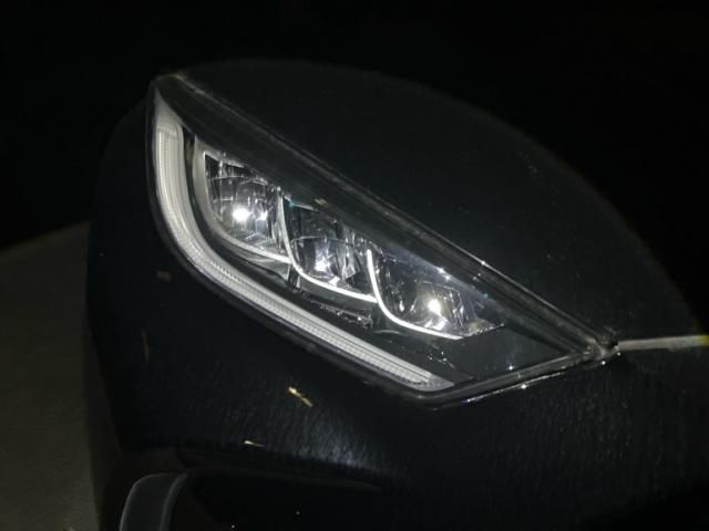 TOYOTA YARIS HYBRID 2021