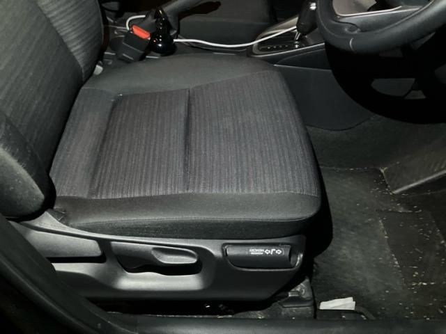 TOYOTA YARIS HYBRID 2021