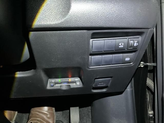 TOYOTA YARIS HYBRID 2021