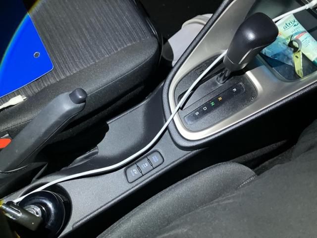 TOYOTA YARIS HYBRID 2021