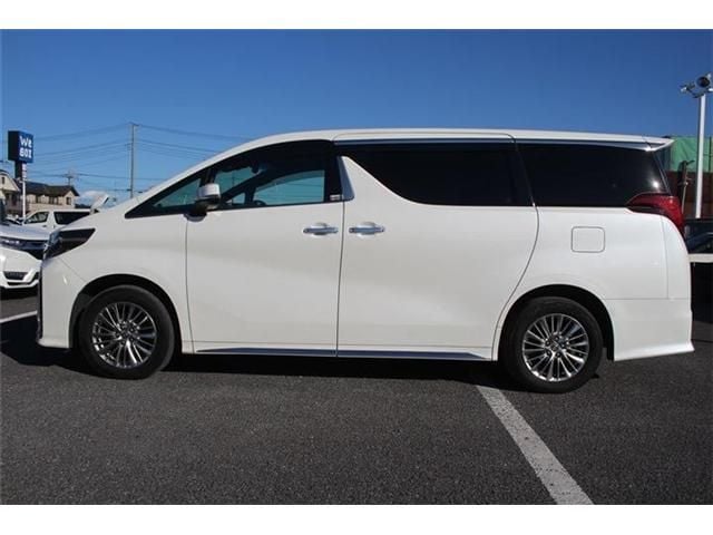 TOYOTA ALPHARD hybrid 4WD 2021