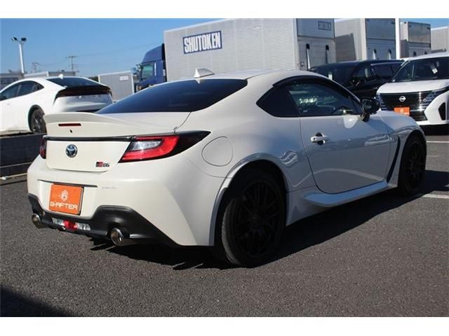 TOYOTA GR86 2022