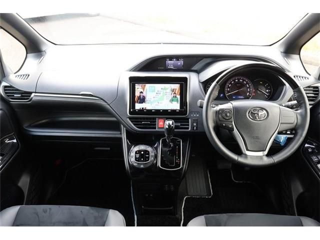 TOYOTA ESQUIRE 4WD 2019