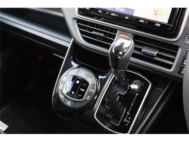 TOYOTA ESQUIRE 4WD 2019