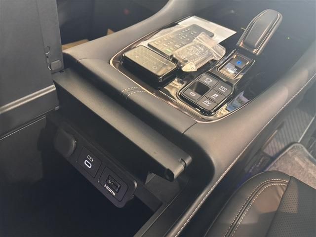 TOYOTA ALPHARD hybrid 2025