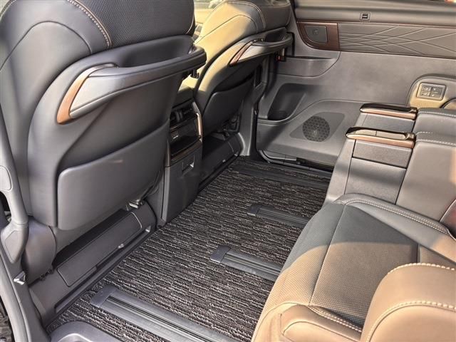 TOYOTA ALPHARD hybrid 2025