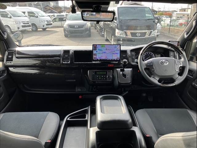 TOYOTA HIACE van 2WD 2021