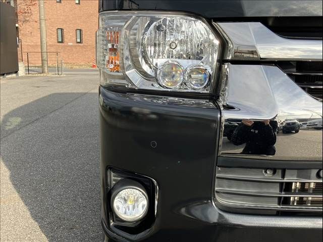 TOYOTA HIACE van 2WD 2021