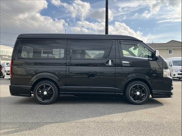 TOYOTA HIACE van 2WD 2021