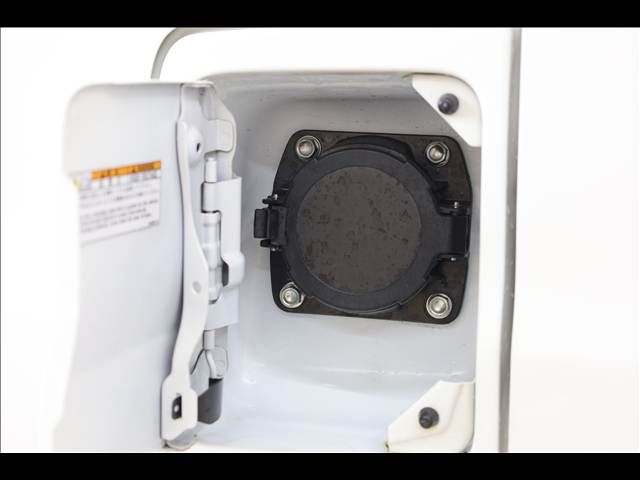 MITSUBISHI MINICAB-MiEV 2020