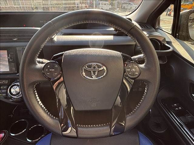 TOYOTA AQUA 2014