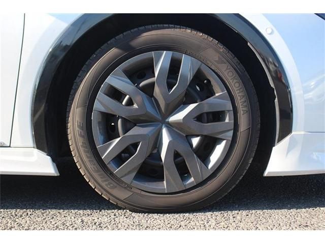 TOYOTA PRIUS PHV 2023