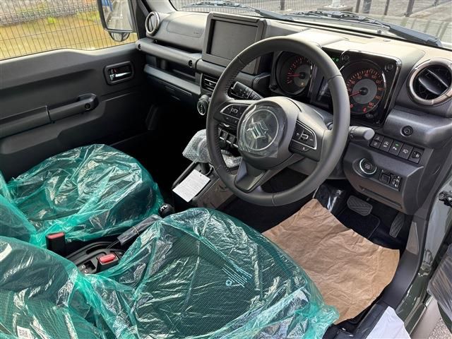 SUZUKI JIMNY NOMADE 2025