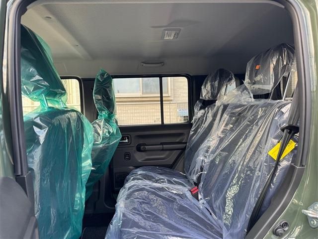 SUZUKI JIMNY NOMADE 2025