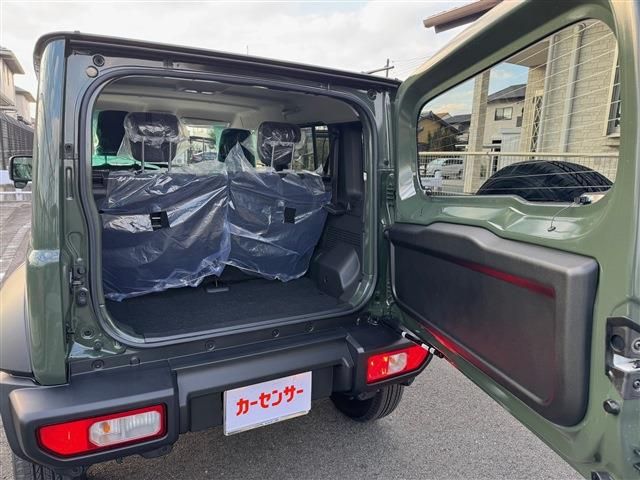 SUZUKI JIMNY NOMADE 2025