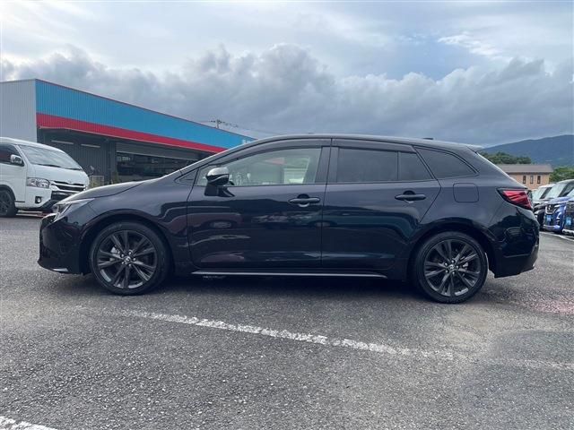 TOYOTA COROLLA TOURING HYBRID 2021