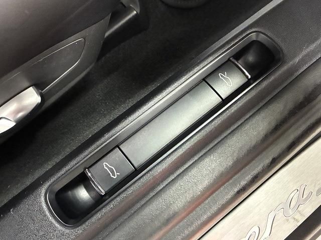 PORSCHE PORSCHE 911 2014