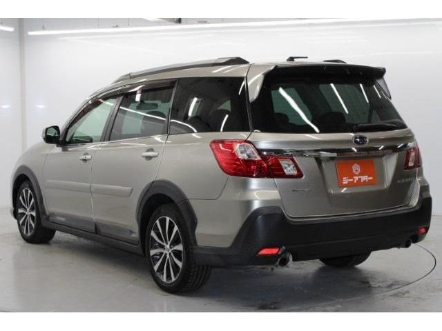 SUBARU EXIGA CROSSOVER 7 2015