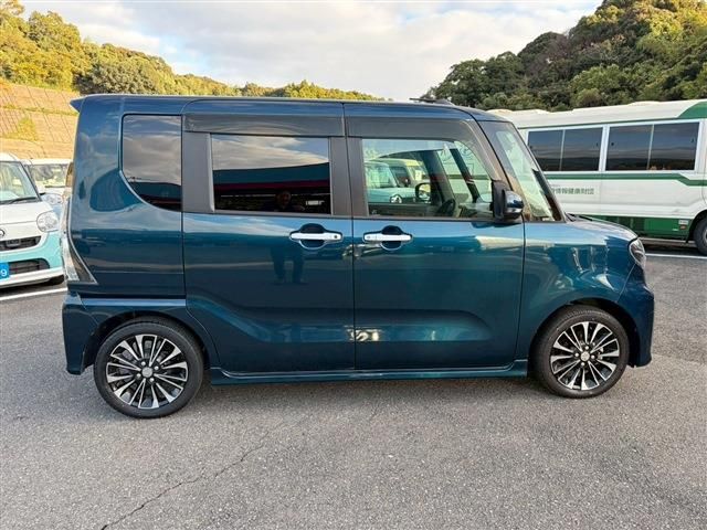 DAIHATSU TANTO CUSTOM 2021