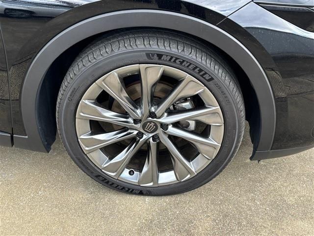 TOYOTA CROWN CROSSOVER 2023