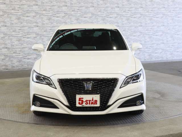 TOYOTA CROWN sedan hybrid 2019