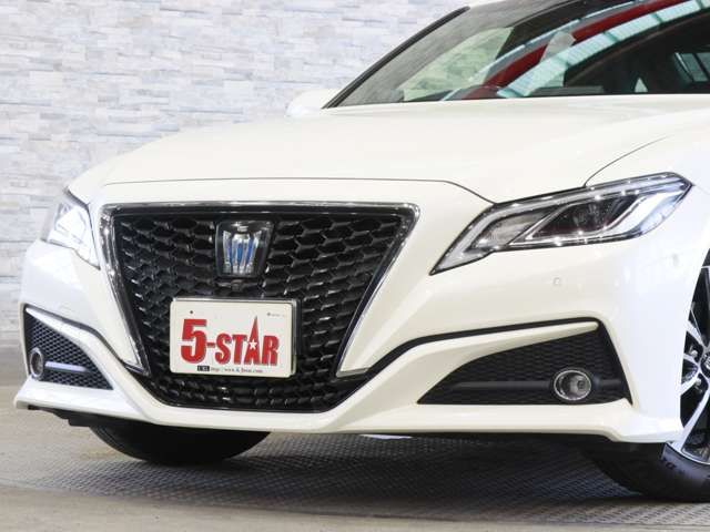 TOYOTA CROWN sedan hybrid 2019