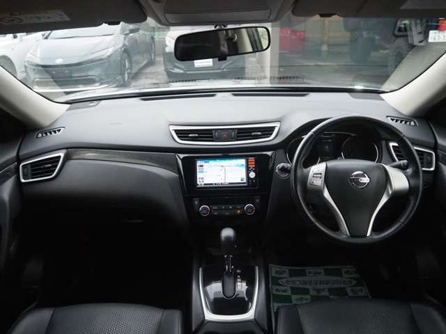 NISSAN X-TRAIL 4WD 2015