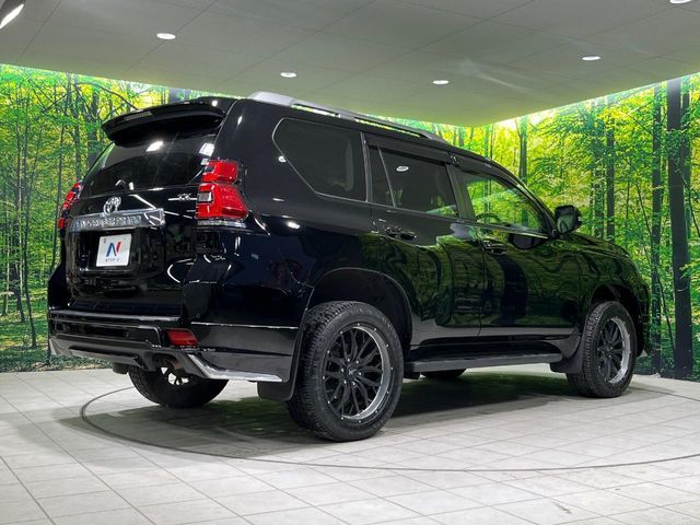 TOYOTA LANDCRUISER PRADO 2020