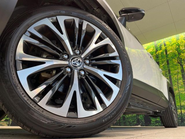 TOYOTA YARIS CROSS HYBRID 2023