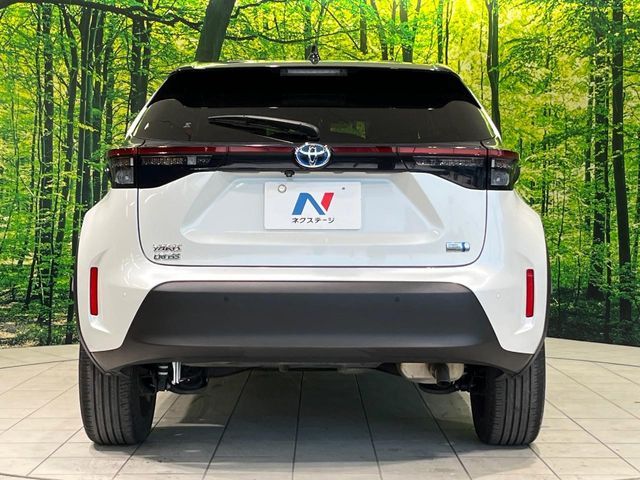 TOYOTA YARIS CROSS HYBRID 2023