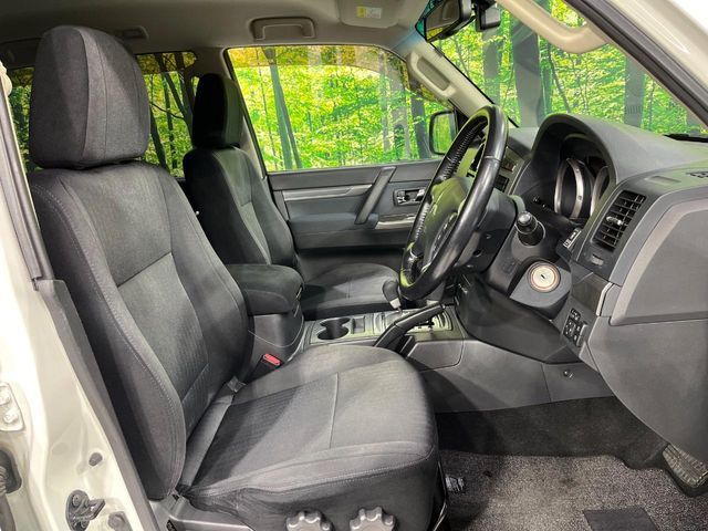 MITSUBISHI PAJERO wagon 2015