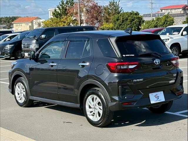 TOYOTA RAIZE HYBRID 2022