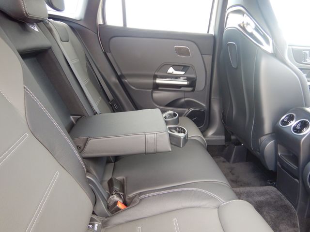 MERCEDES BENZ MERCEDES AMG GLA class 2022