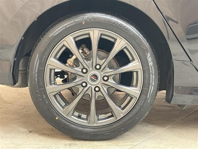 HONDA INSIGHT sedan 2019