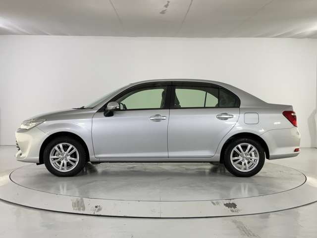 TOYOTA COROLLA AXIO 2015