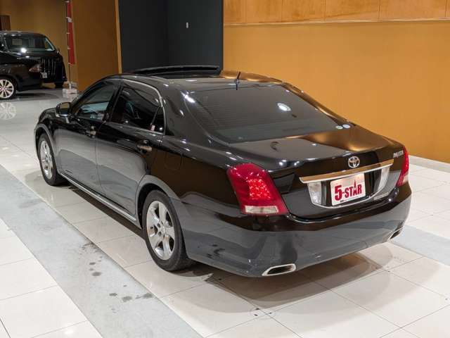 TOYOTA CROWN MAJESTA 2009