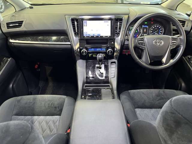 TOYOTA VELLFIRE  HYBRID 4WD 2019