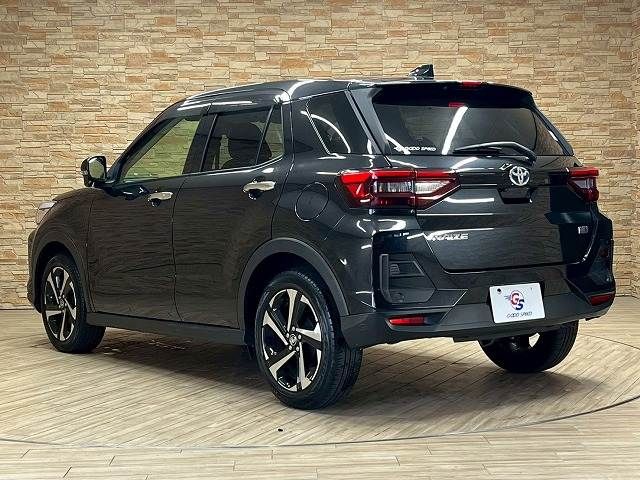 TOYOTA RAIZE HYBRID 2022