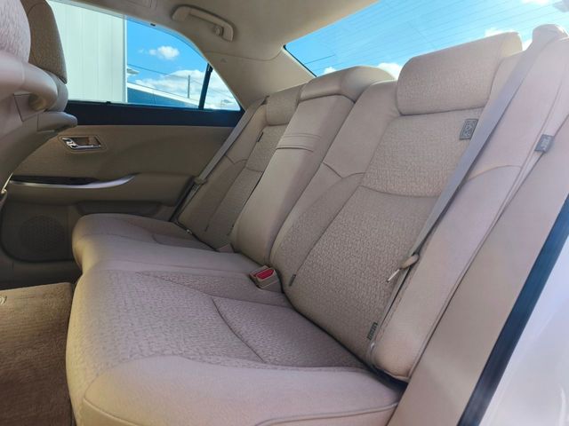 TOYOTA CROWN sedan 2012