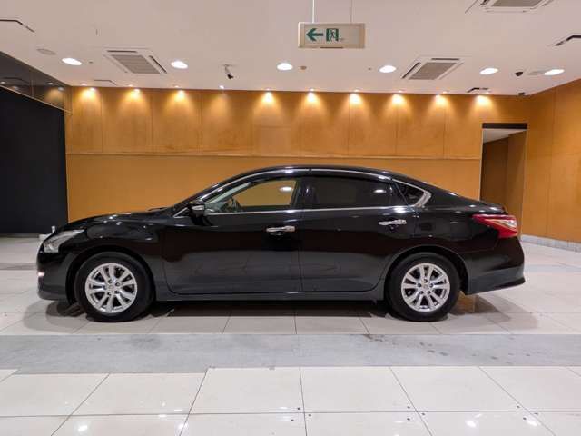 NISSAN TEANA 2015
