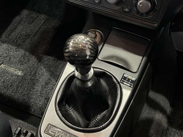 MITSUBISHI LANCER  4WD 2003