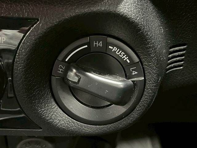 TOYOTA HILUX 4WD 2022