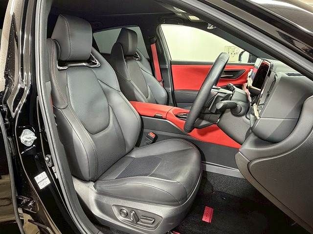 TOYOTA CROWN SPORT 2024