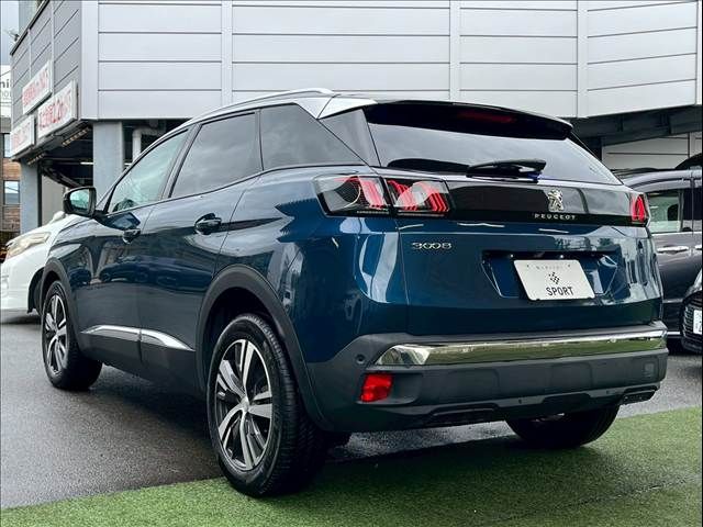 PEUGEOT PEUGEOT 3008 2022